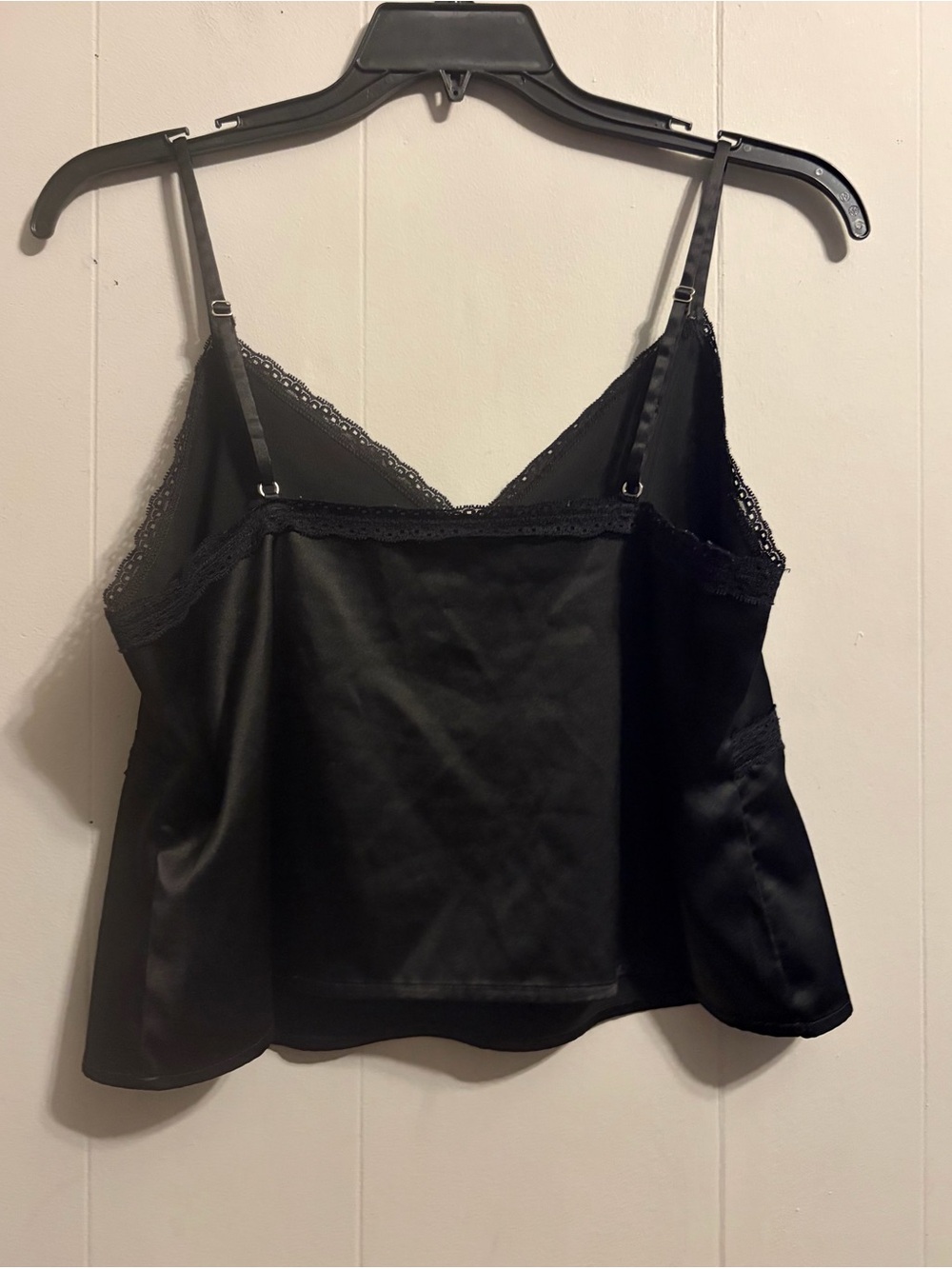 Colsie Black Satin Lace-Trim Cami and Pants Sleep Set - Picture 4 of 9
